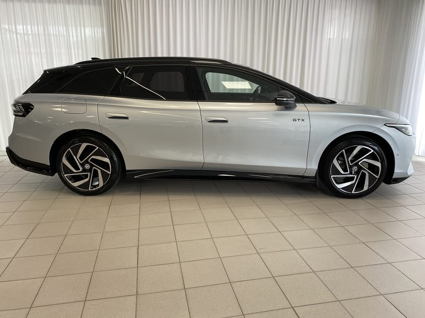 Bild 2 av Volkswagen ID.7 GTX Tourer 86 KWH BATTERI 340 HK 1 VXL