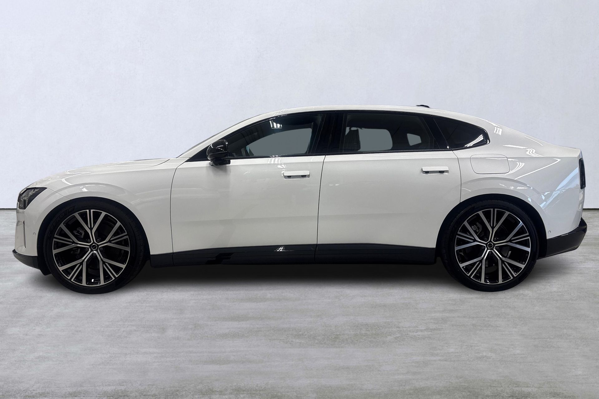 Volvo ES90 Ultra 2026, bild 2/10