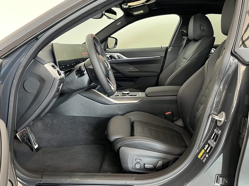 Bild 5 av BMW i4 M60 xDrive Gran Coupé Innovation Drag Rattvärme H/K Comfort Access