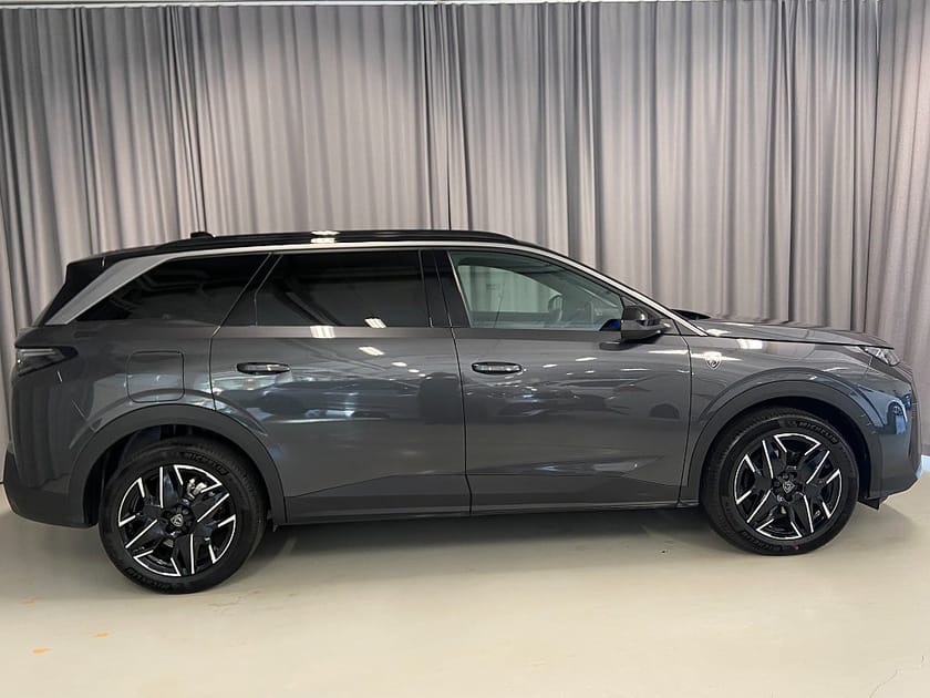 Bild 4 av Peugeot 5008 Hybrid 145 1.2 145hk GT 7-Sits Navi Apple car