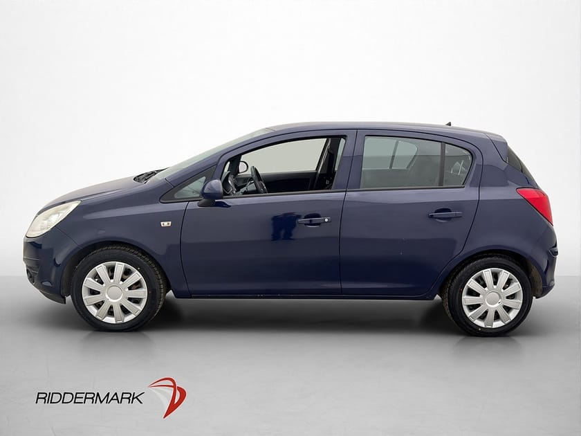 Bild 2 av Opel Corsa 1.4 90hk Motorvärmare Svensksåld 0.66 l/mil