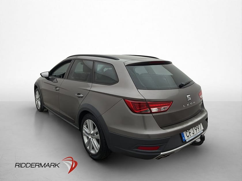 Bild 5 av SEAT Leon X-Perience 1.6 TDI 4Drive Värm Kamera Drag CarPlay