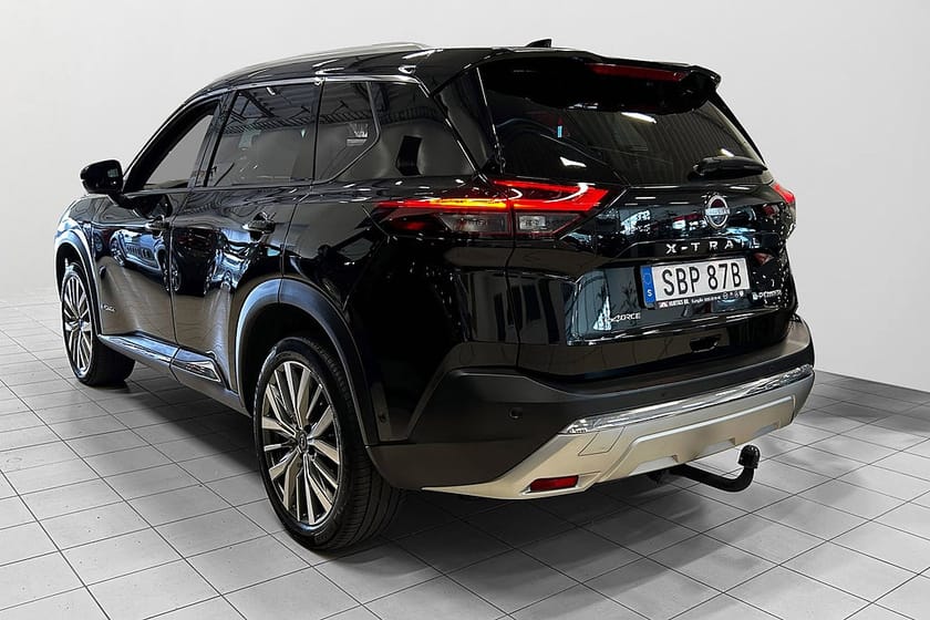 Bild 4 av Nissan X-Trail e-4ORCE e-Power 4WD 214hk Aut Tekna Design Pack Drag