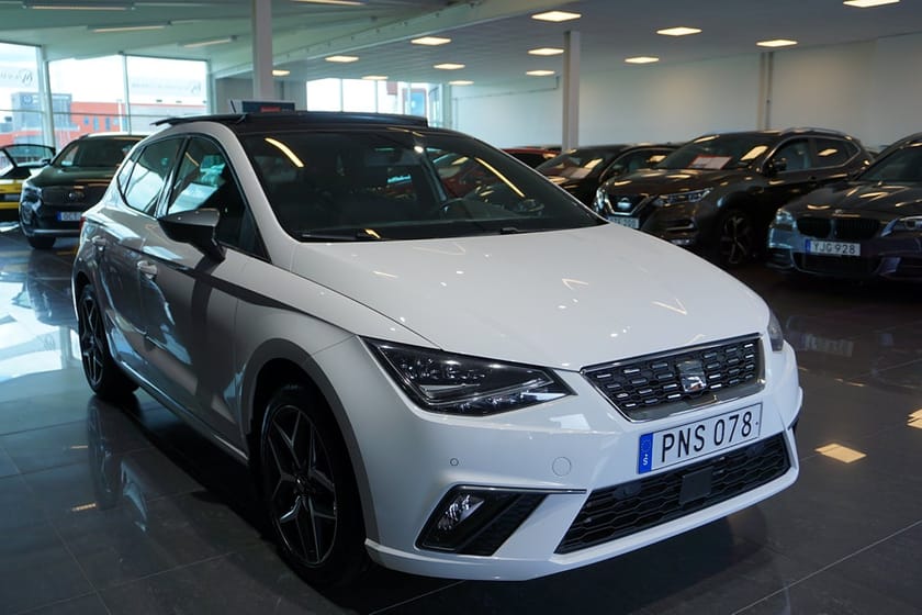 Bild 5 av SEAT Ibiza 1.0 TSI Xcellence 115hk Panorama Keyless Kamera Led