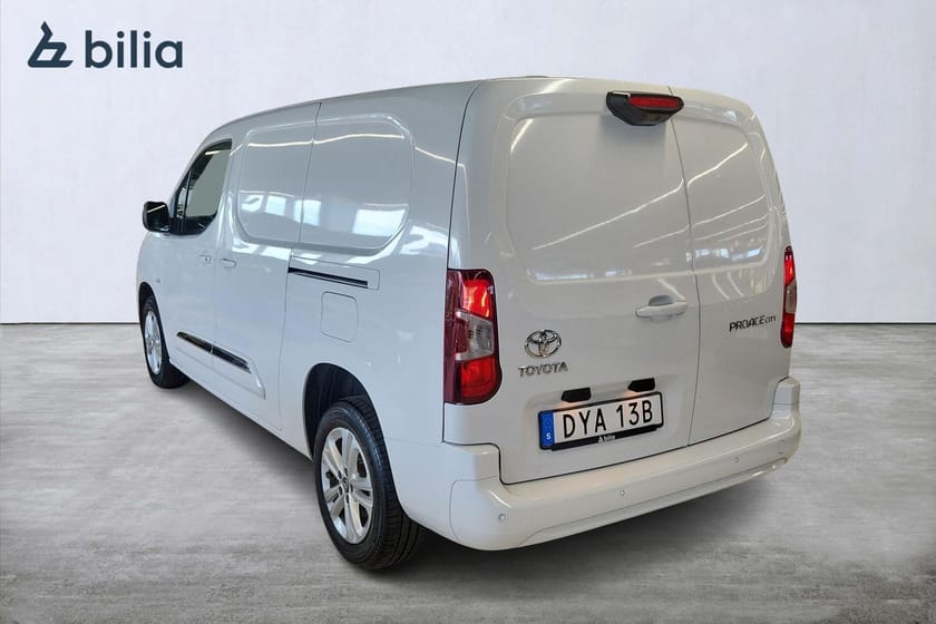 Bild 2 av Toyota ProAce City LONG 1,5D ADBLUE 130 HK S&S AUT 8 PROF