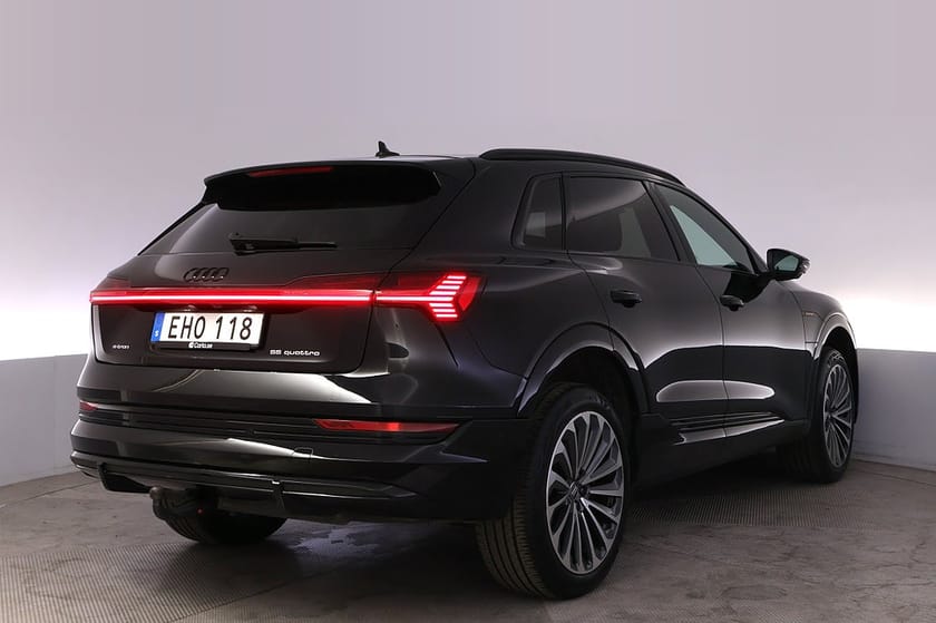 Bild 5 av Audi e-tron 55 quattro S-line Adv. Pano B&O 360 Elstol Drag