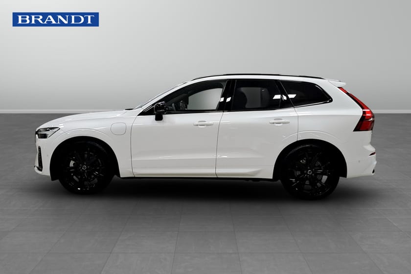 Bild 3 av Volvo XC60 T6 Plus Black Nordic Edition
