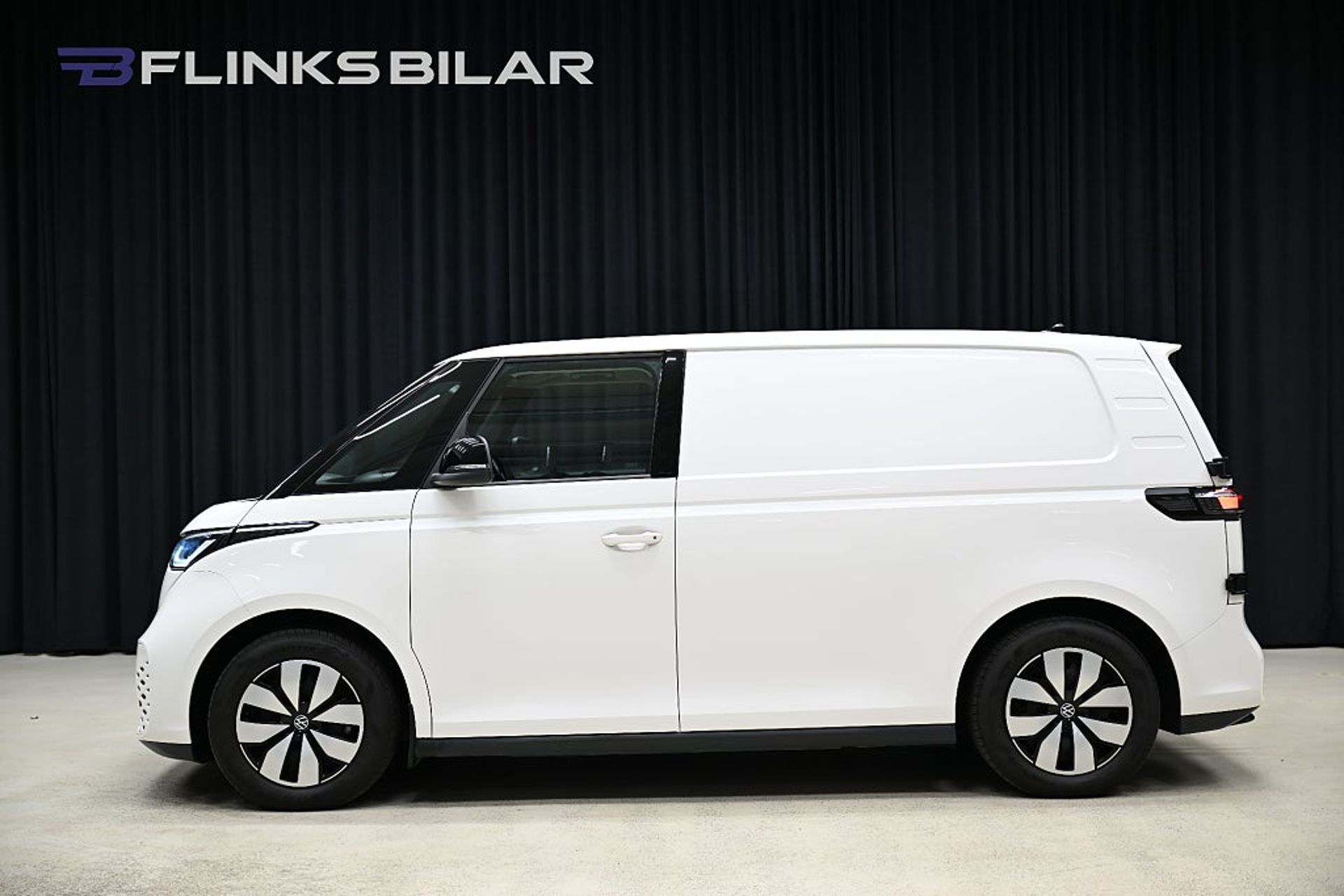 Volkswagen ID. Buzz 82 kWh 204HK Drag 2024, bild 3/10