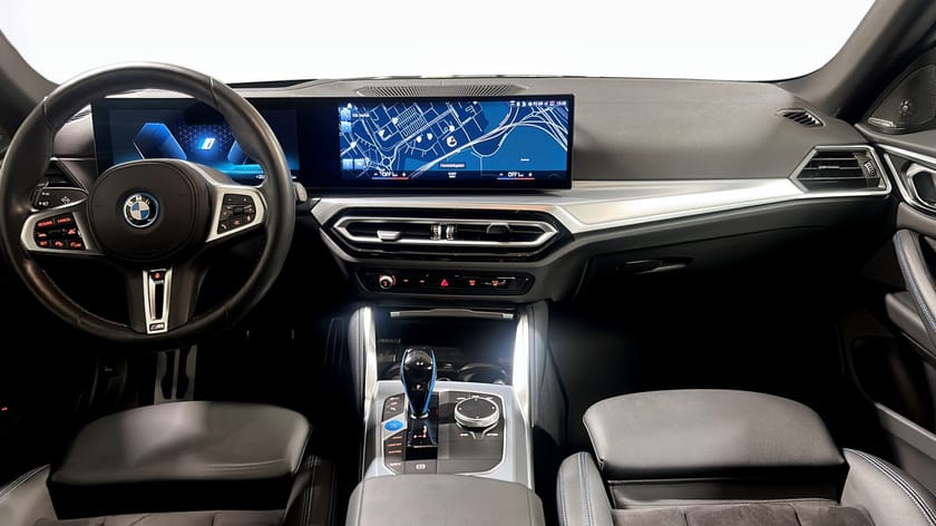 Bild 4 av BMW i4 M50 xDrive Gran Coupé Head-up display Parking assitant plus