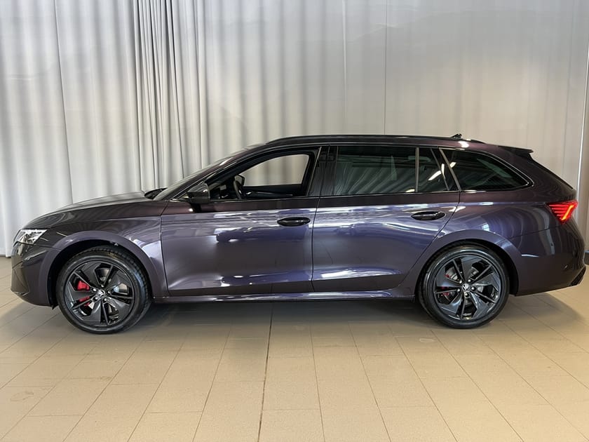 Bild 4 av Škoda Octavia Kombi RS COMBI 2,0 TSI 265 HK 7 VXL DSG
