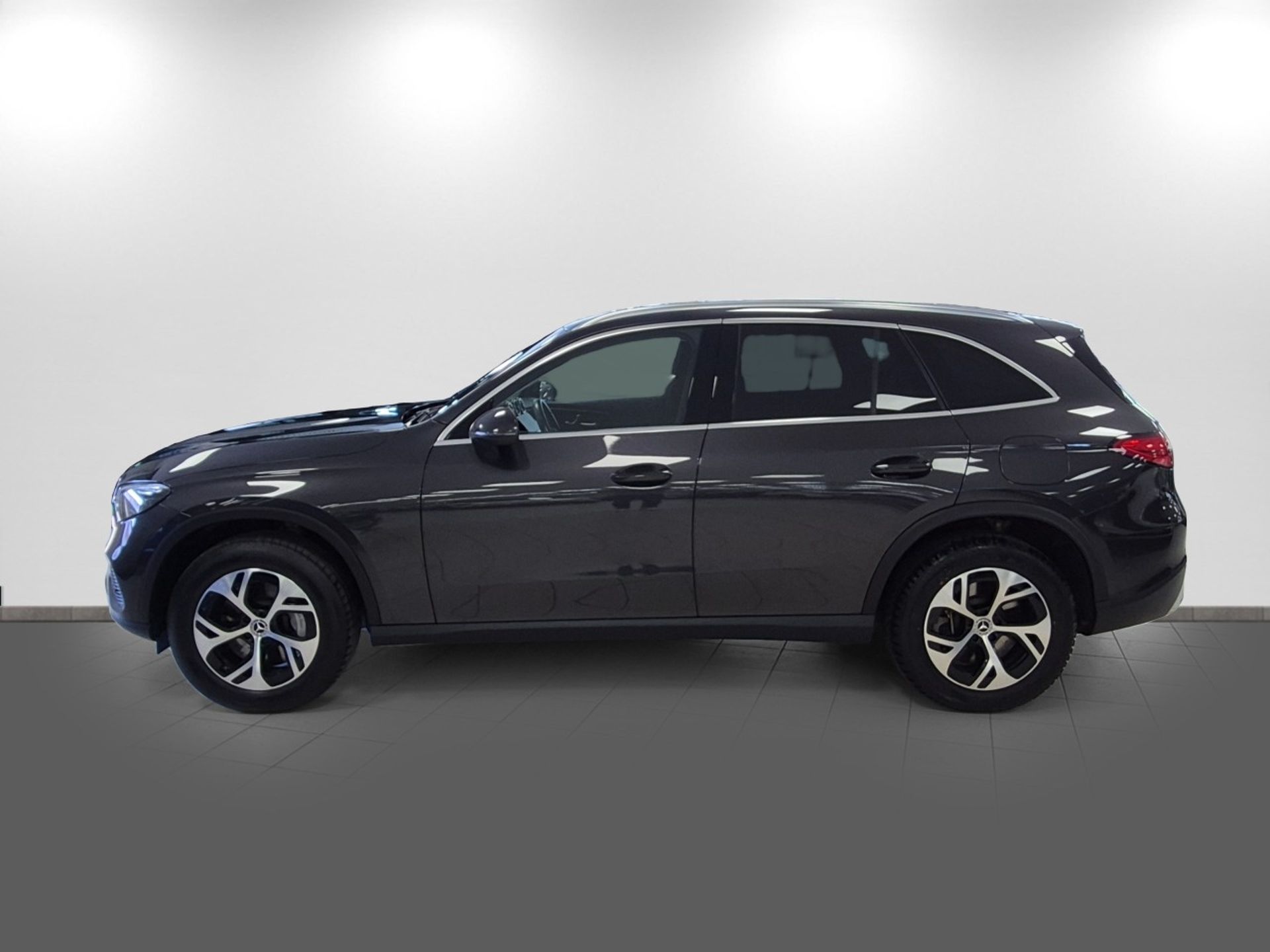 Mercedes-Benz GLC 300 d e 4MATIC 2024, bild 6/10
