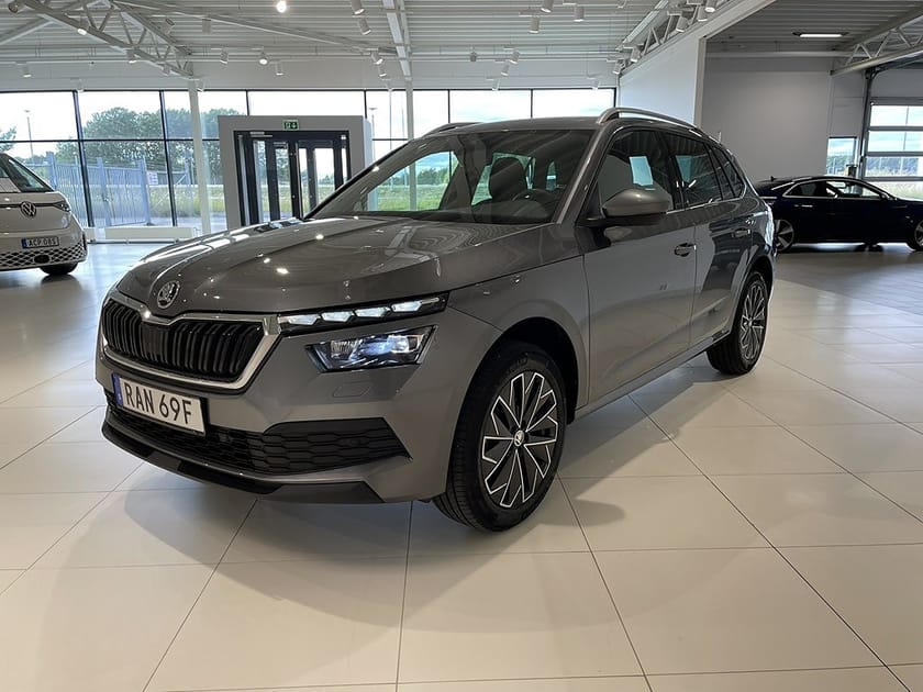 Bild 4 av Škoda Kamiq Skoda STYLE TSI 110 Drag | B-kamera | Rattvärme
