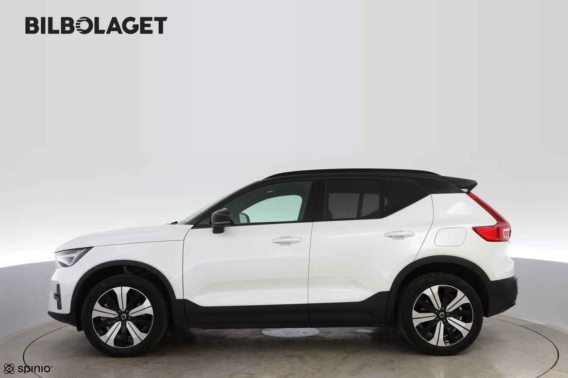 Volvo XC40 2023 - miniatyr 2