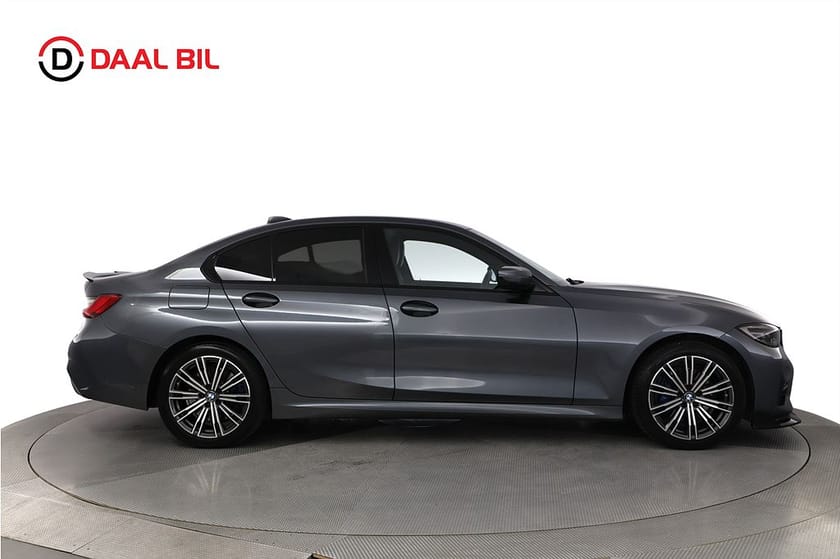Bild 5 av BMW 330e xDrive Sedan 12 kWh 292HK M-SPORT P-VÄRM H/K® 3-ZON
