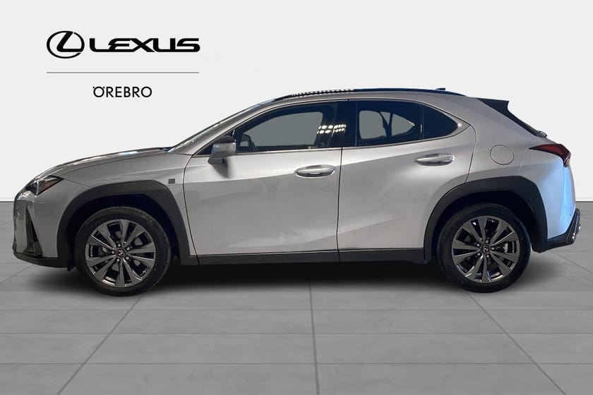 Bild 3 av Lexus UX 250h F Sport Design Vinterhjul