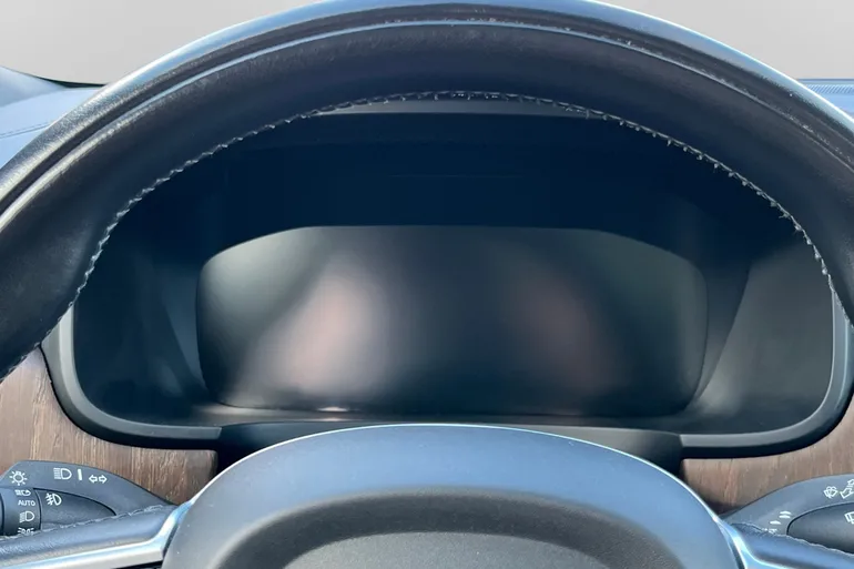 Volvo V90 Cross Country