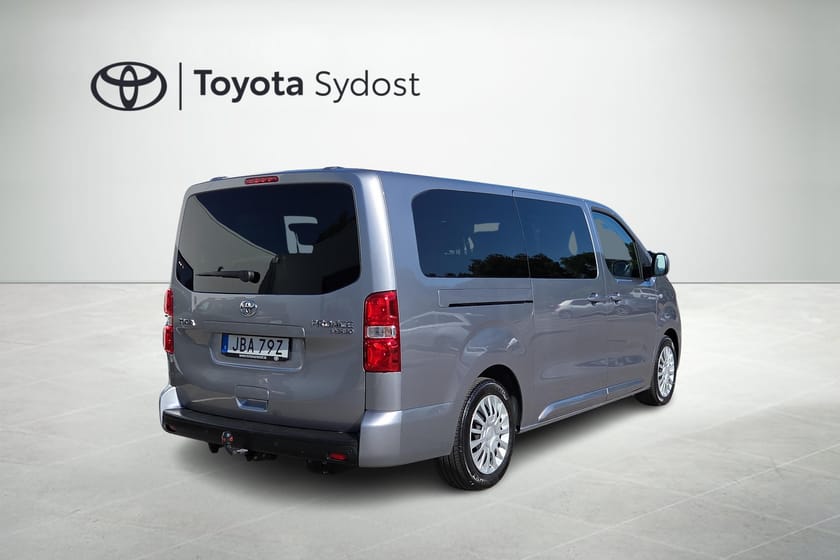 Bild 3 av Toyota Proace Verso 2,0D 180 hk Automat Shuttle Komfortpaket 9-sits