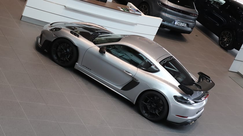 Bild 4 av Porsche 718 Cayman GT4 RS 