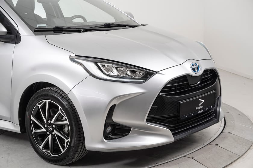Bilde 3 av Toyota Yaris Hybrid 1,5 Active Tech ACC/Kamera/DAB/BT