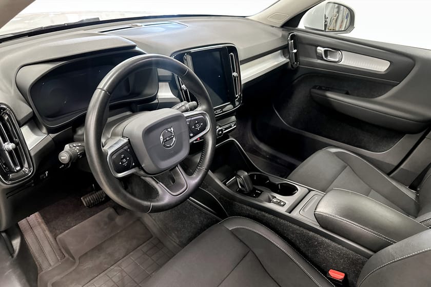 Bild 5 av Volvo XC40 D3 Geartronic Momentum Advanced 150hk