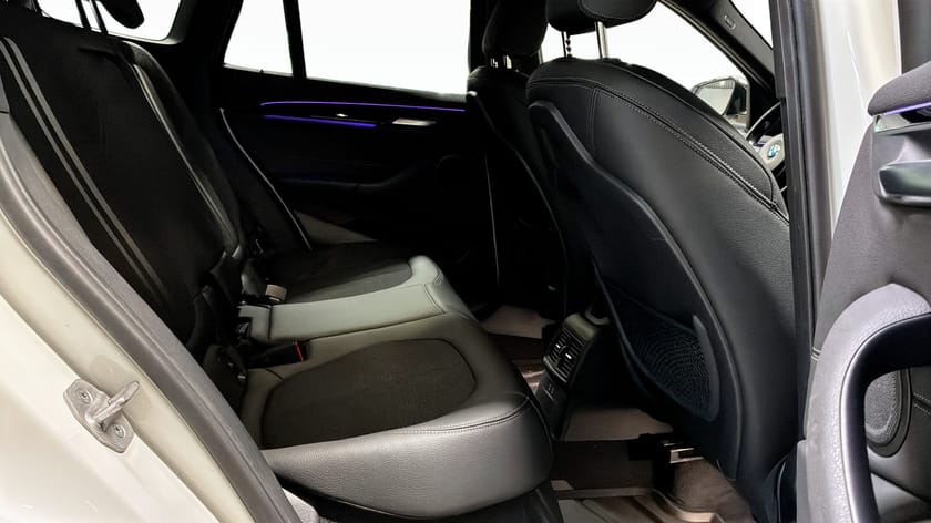 Bild 5 av BMW X1 xDrive25e