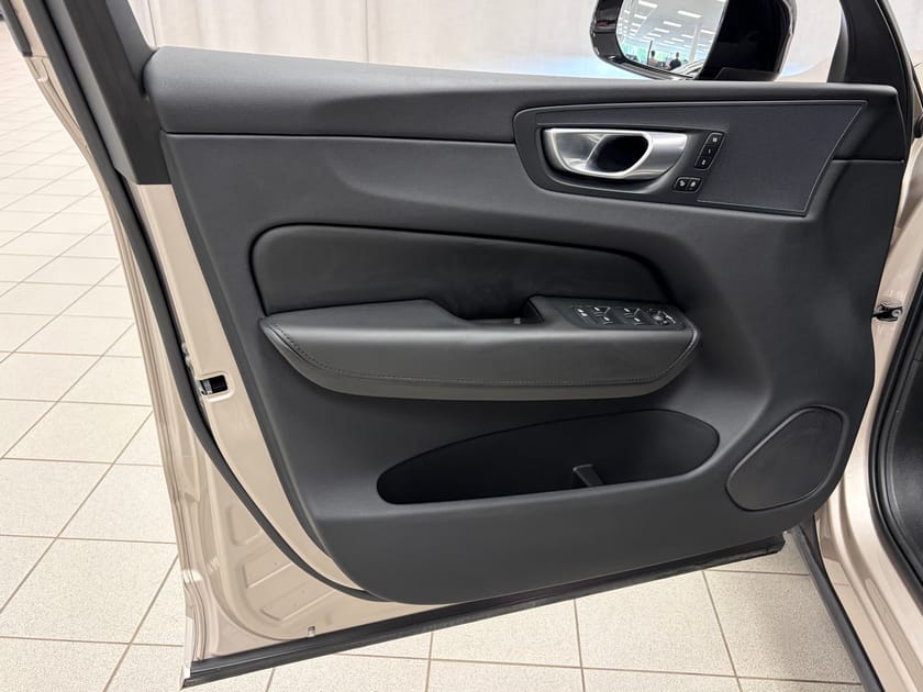 Bild 5 av Volvo XC60 Recharge T6 II Plus Dark Edition.