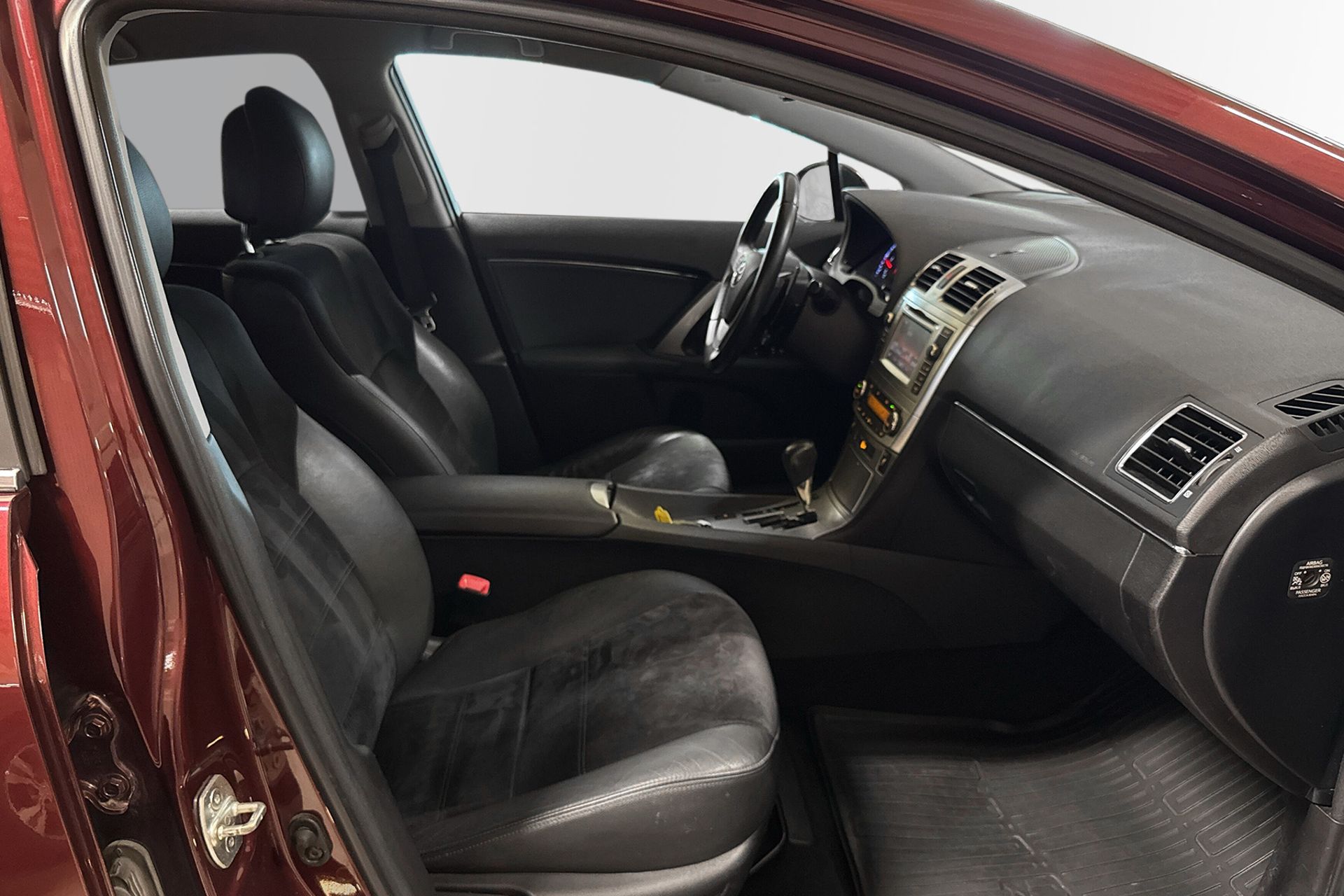 Toyota Avensis 2014, bild 6/10