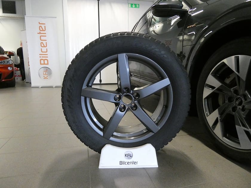 Bild 2 av Audi e-tron 55 quattro Aut-Drag-Navigation-Optikpaket-SoV