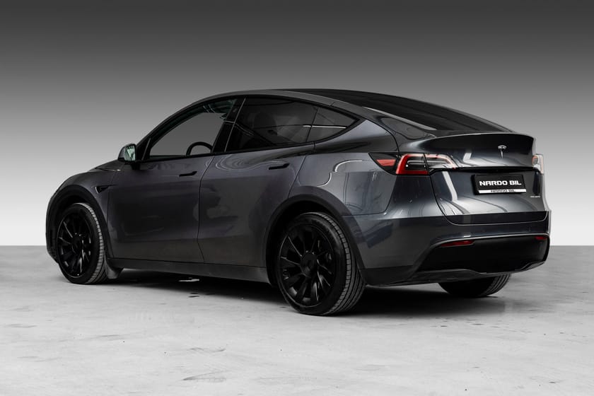 Bilde 5 av Tesla Model Y Long Range AWD AWD/Krok/Premium/Autopilot/Varmepumpe/20''