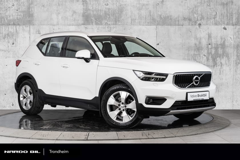 Bilde 1 av Volvo XC40 D3 AWD Momentum. Krok/VOC/Oppv.ratt/Navi/Ryggekamera