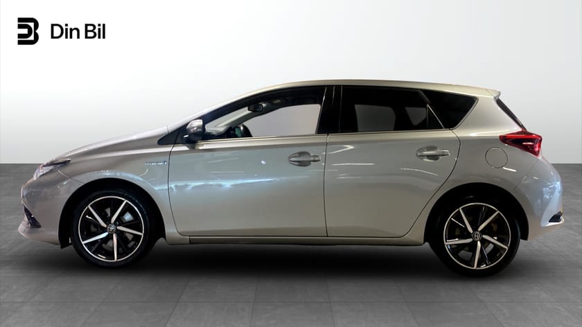 Bild 2 av Toyota Auris Hybrid e-CVT 136hk Backkamera/P-sensorer