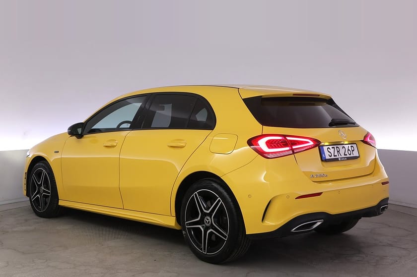 Bild 4 av Mercedes-Benz A 250 e AMG Kamera Navi Värmare LED