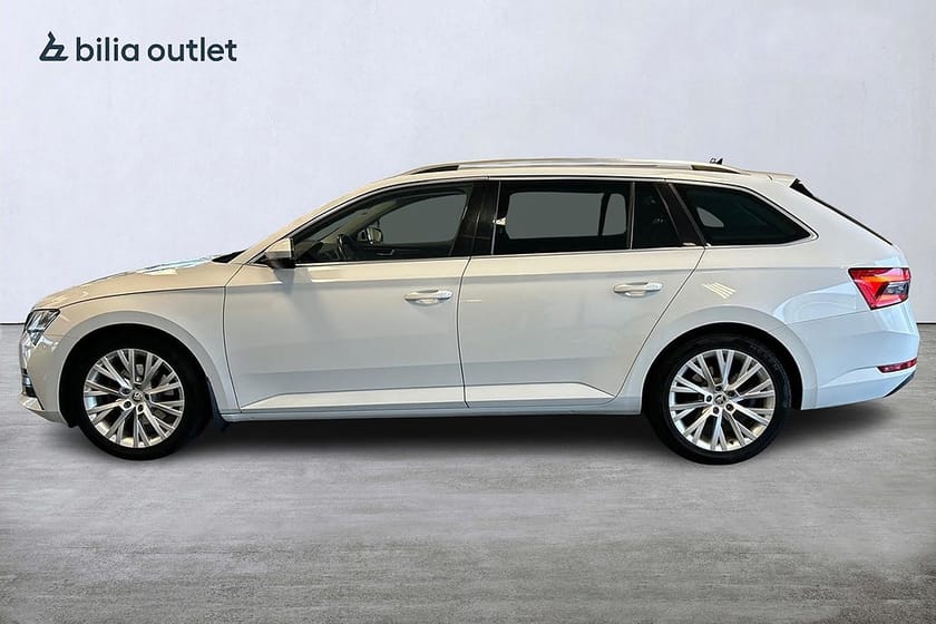 Bild 3 av Škoda Superb iV Kombi Skoda Business Ed. Style 218hk / Drag Värmare Pano