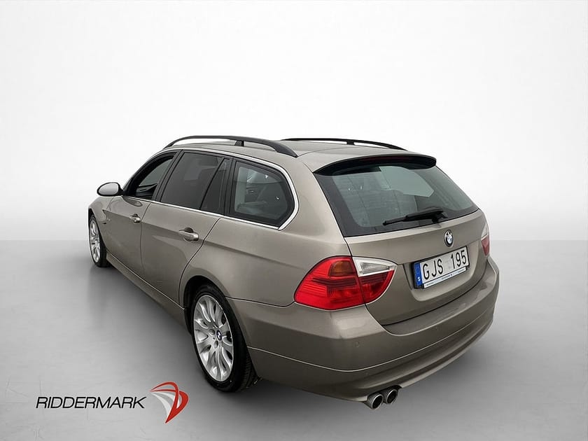 Bild 5 av BMW 330xd Touring 330 xd Panorama Skinn Drag 231hk