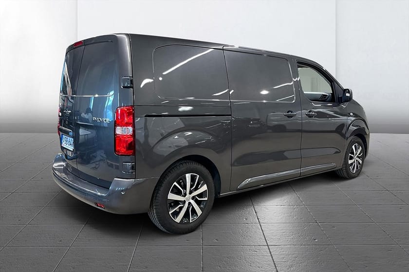 Bild 4 av Toyota Proace 1.5 D-4D 2xSidodörr Navi Kamera P-Sens 3-sits Värm