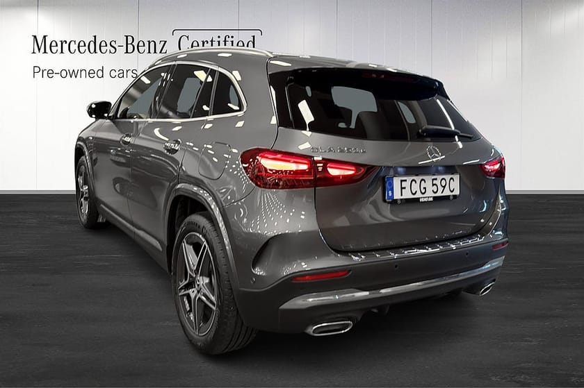Bild 4 av Mercedes-Benz GLA 250 e AMG 360° Drag Rattvärme Panelbelysning Keyless
