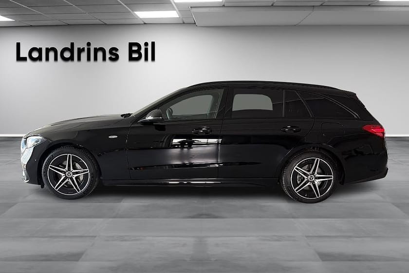 Bild 4 av Mercedes-Benz C 300 T de 4MATIC 4MATIC,AMG Line,Dragkrok,Nightpackage,MOMS