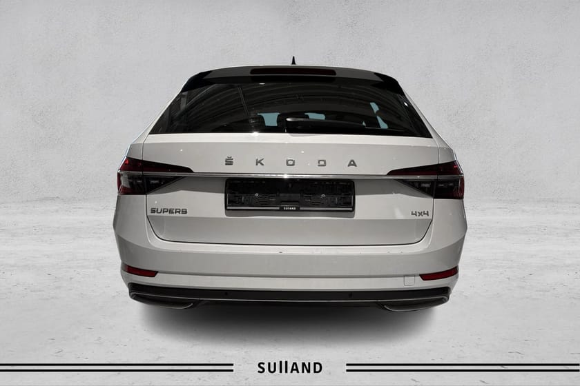 Bilde 4 av Škoda Superb Stasjonsvogn Sup3fl stv l&k d200 4x4 dsg
