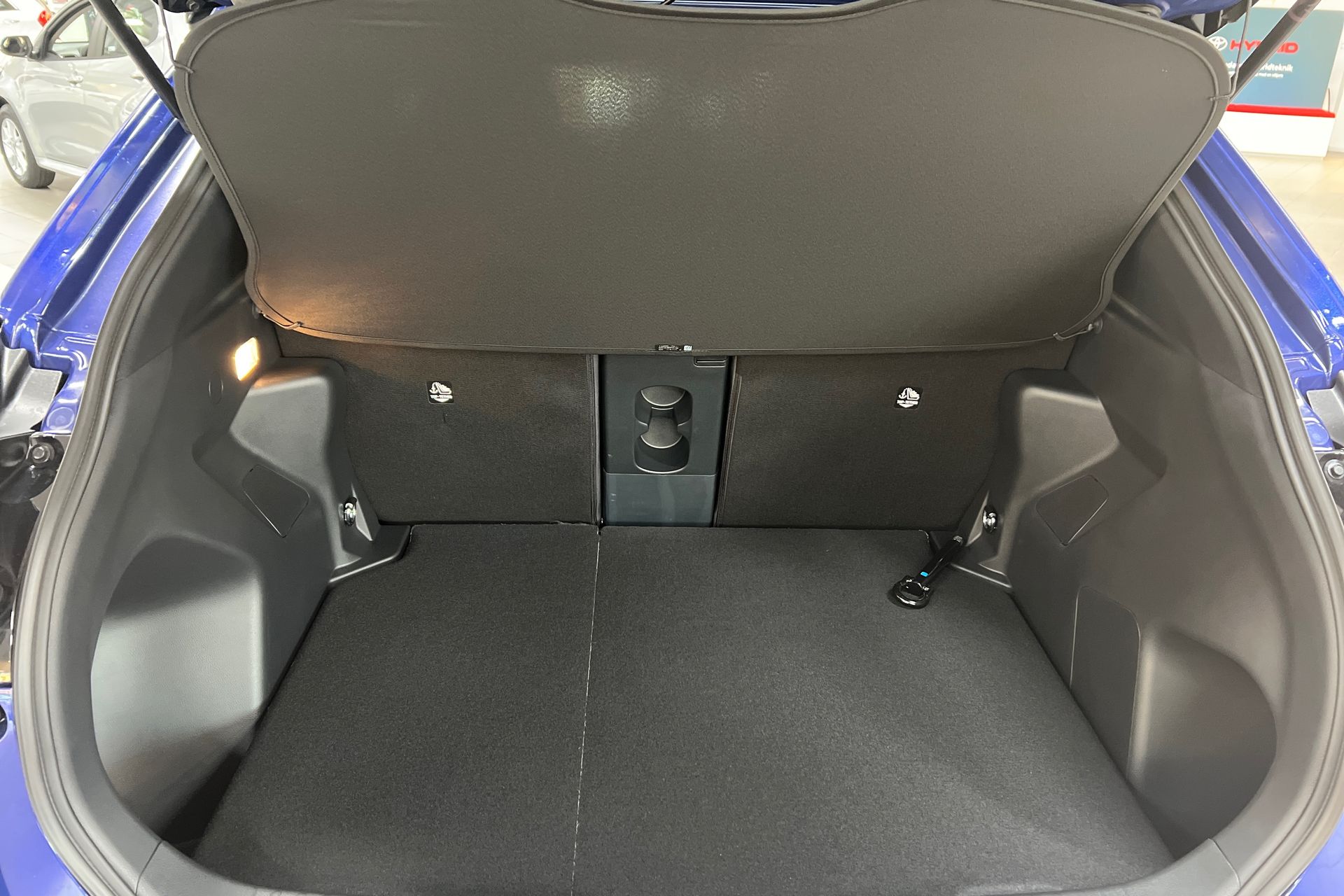 Toyota Yaris Cross Hybrid ActivePlus 2025, bild 4/10