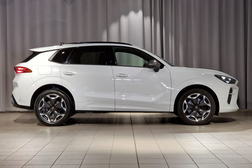 Bild 3 av CUPRA Terramar VZ 4Drive | Darg | P-klim | Pano | Sennheiser | 360 | Matrix