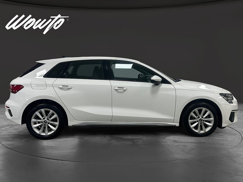 Bild 3 av Audi A3 Sportback 35 TFSI S-Tronic Proline Backkamera