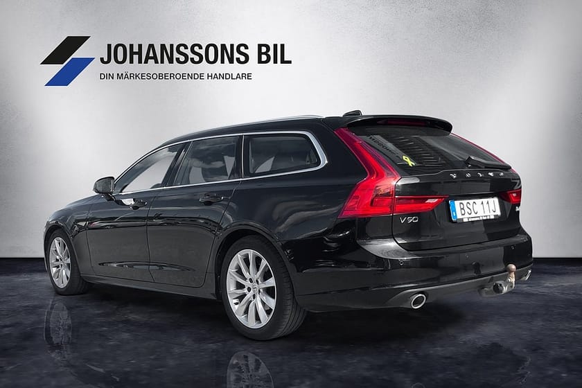 Bild 3 av Volvo V90 D4 AWD Momentum 190 hk / Drag Värmare VOC Kamrem bytt