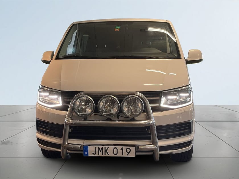 Bild 2 av Volkswagen Transporter Kombi T32 2.0 TDI 4Motion MOMS/MoK/Dvärm/Extraljus/SoV