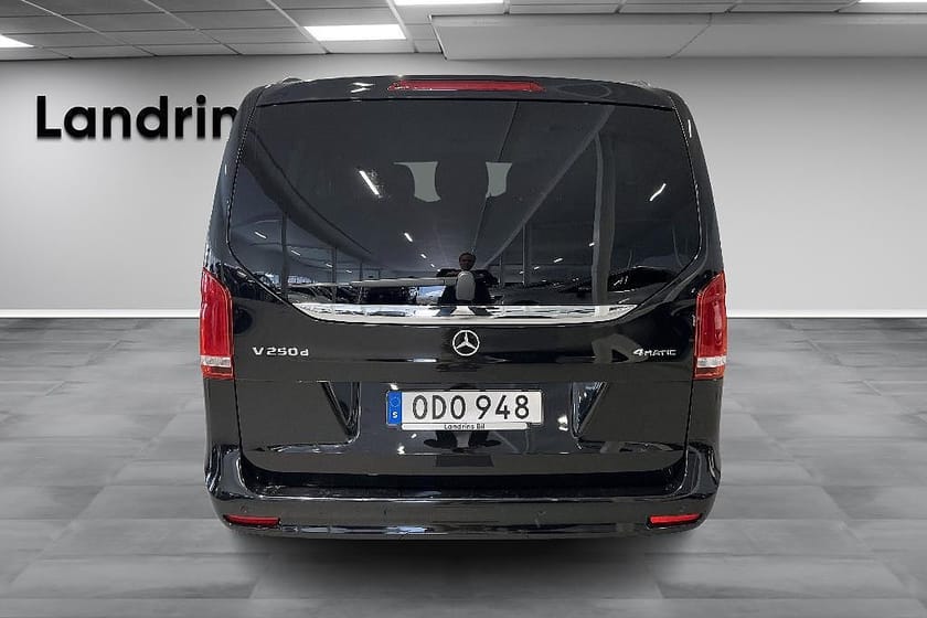 Bild 5 av Mercedes-Benz V 250d 4MATIC 3.2t 250 Lång Avantgarde Automat 8-Sits