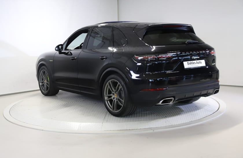 Bilde 3 av Porsche Cayenne E-Hybrid 3,0 476hk ACC/Pano/Krok/PASM/Chrono/Bose/360