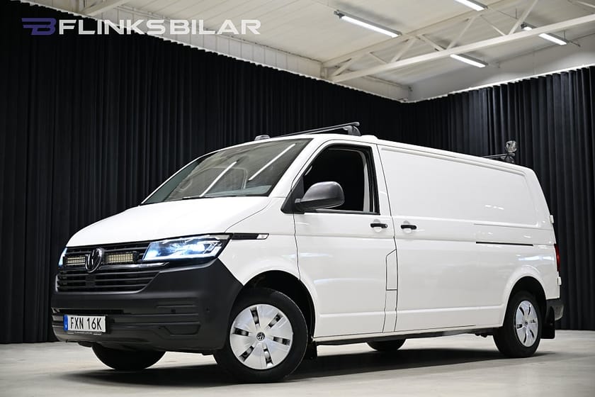 Bild 2 av Volkswagen Transporter 4Motion DSG 150HK L2 Servicebil|Inredd|LED|Dubbeldörr
