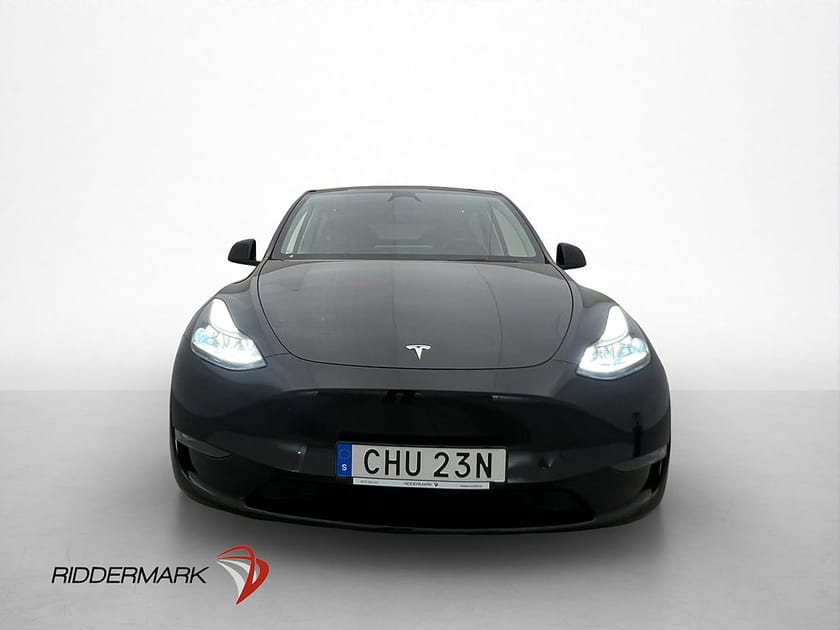 Bild 3 av Tesla Model Y Performance Dragkrok Autopilot MOMS