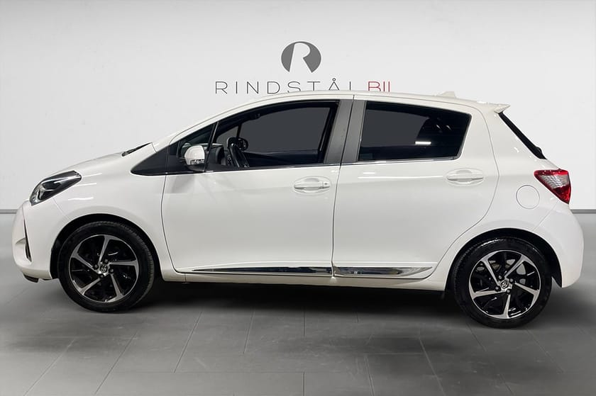 Bild 4 av Toyota Yaris 5-dörrar 1.5 VVT-iE 111 HK EXECUTIVE M&K 3700 MIL 16"