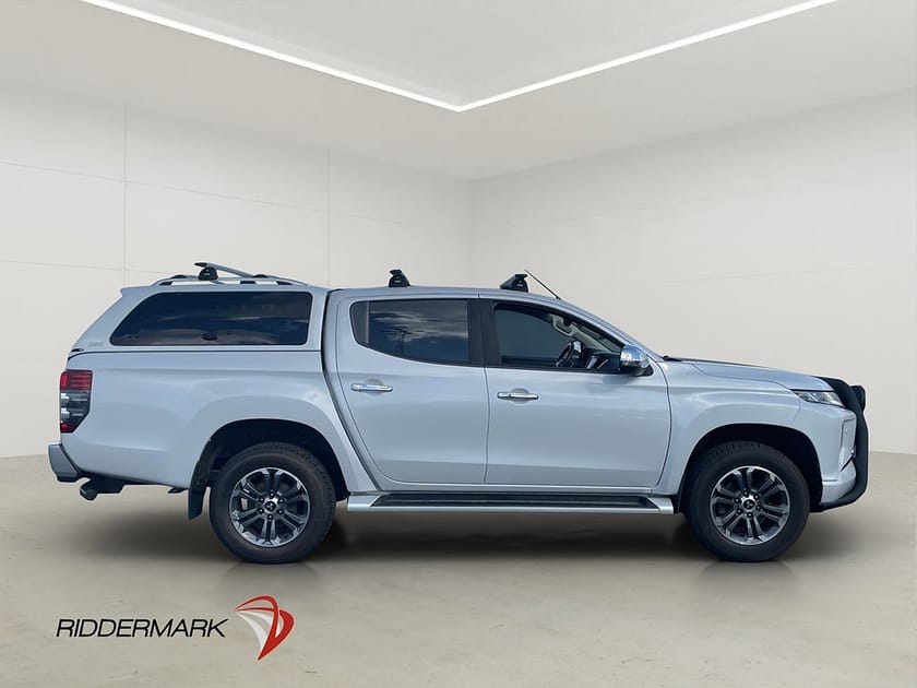 Bild 2 av Mitsubishi L200 Dubbelhytt Premium 2.2 4WD M/K-Värm Drag Diff 360° MOMS