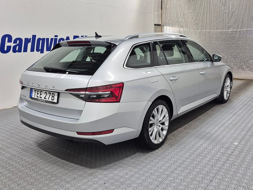 Bild 4 av Škoda Superb Kombi Skoda COMBI TDI 150HK Style
